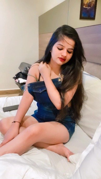 Call Girls in Zirakpur